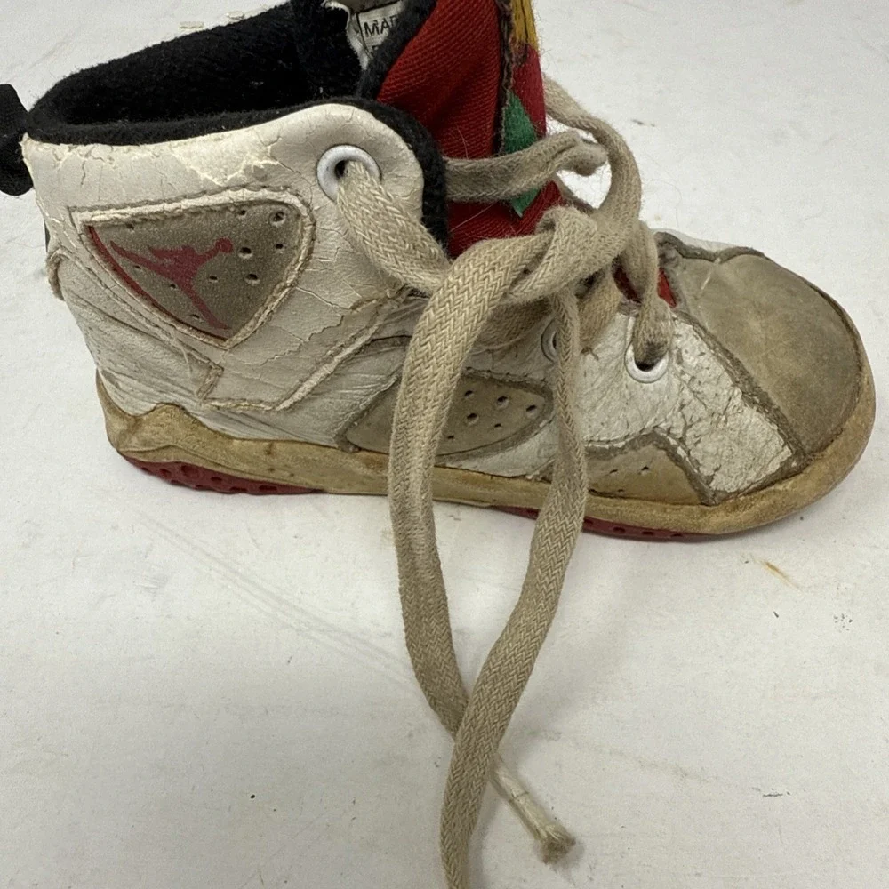 Vintage 1991 Nike Baby Air Jordan Shoes Red White Size 4